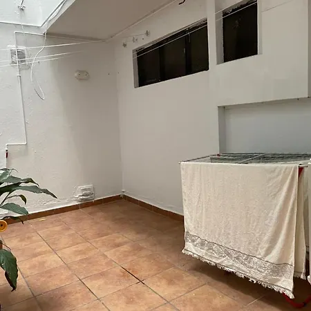 Moderno Alojamiento En Pleno Centro De Апартаменты *
